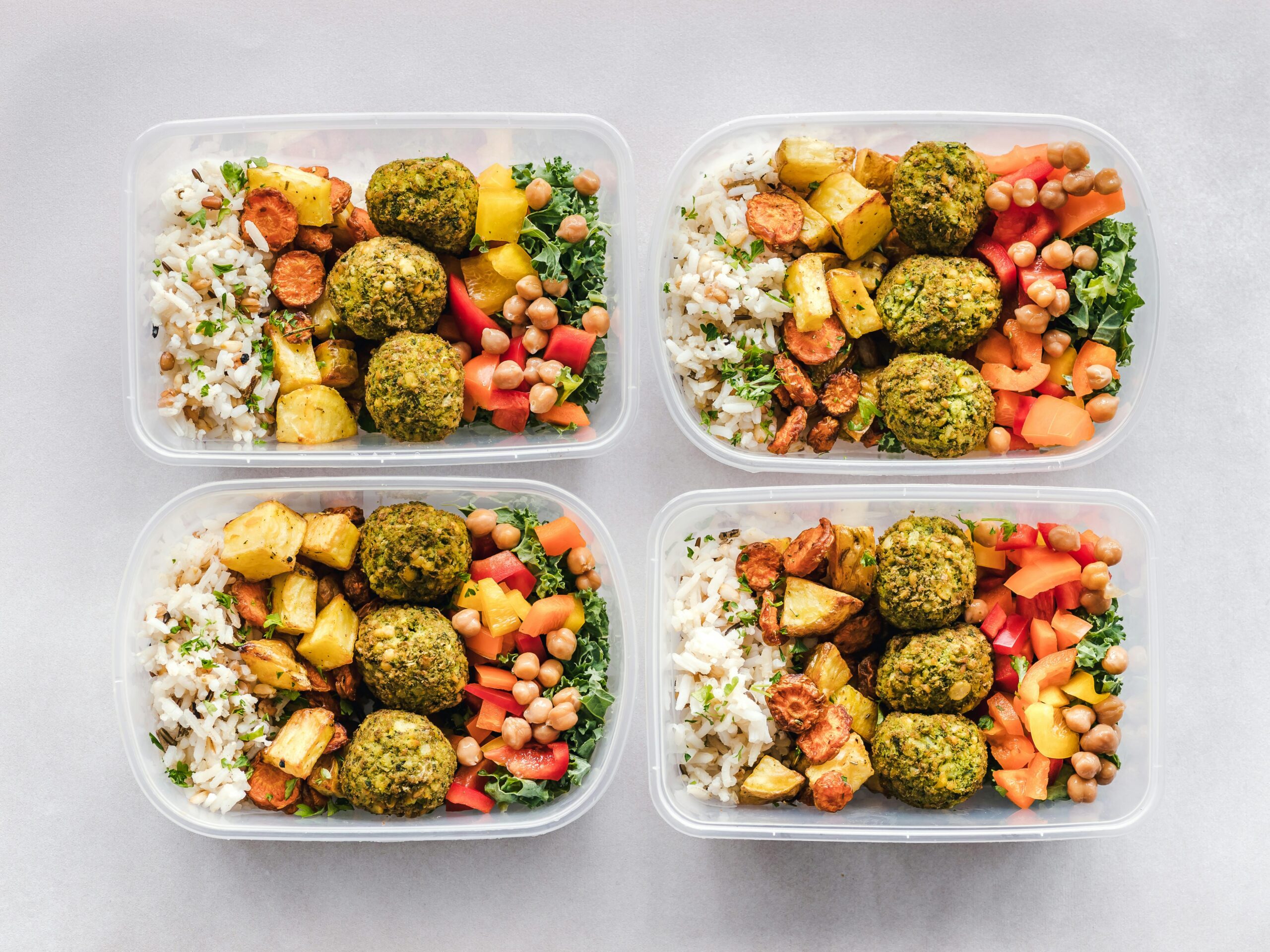 10 Quick and Easy Healthy Snack Ideas for Busy Professionals